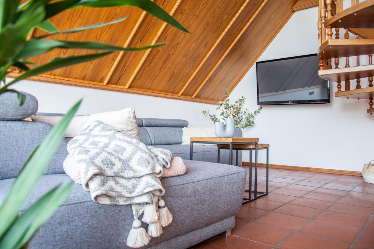 Gemuetliche Galerie-Wohnung In Biberach Biberach an der Riss Bagian luar foto